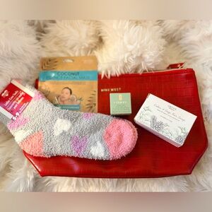 NEW, Nine West Red Clutch with Skincare and Socks Set 5pc